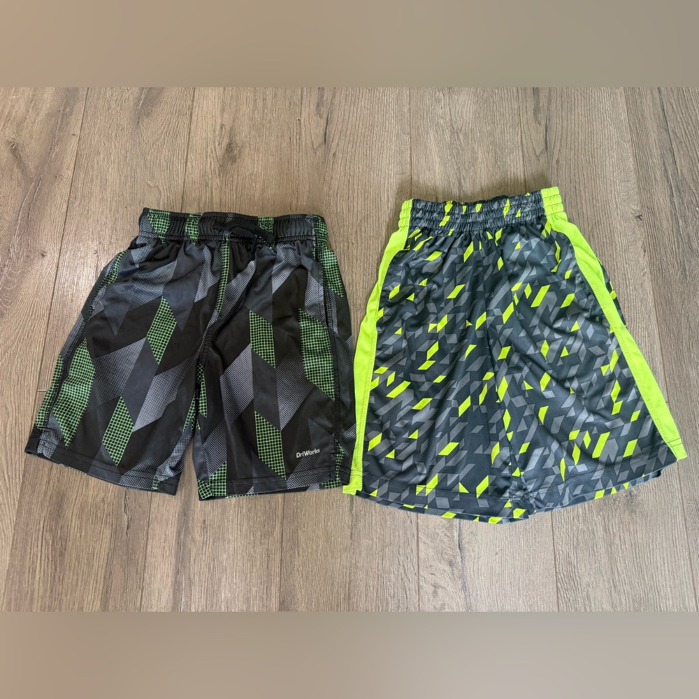 Athletic Works Black and Green Patterned Shorts